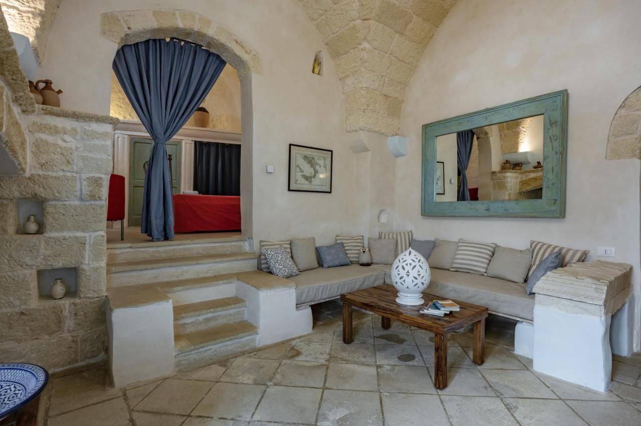 Casa Dei 5 Camini With Terrace Apartment Ortelle Bagian luar foto