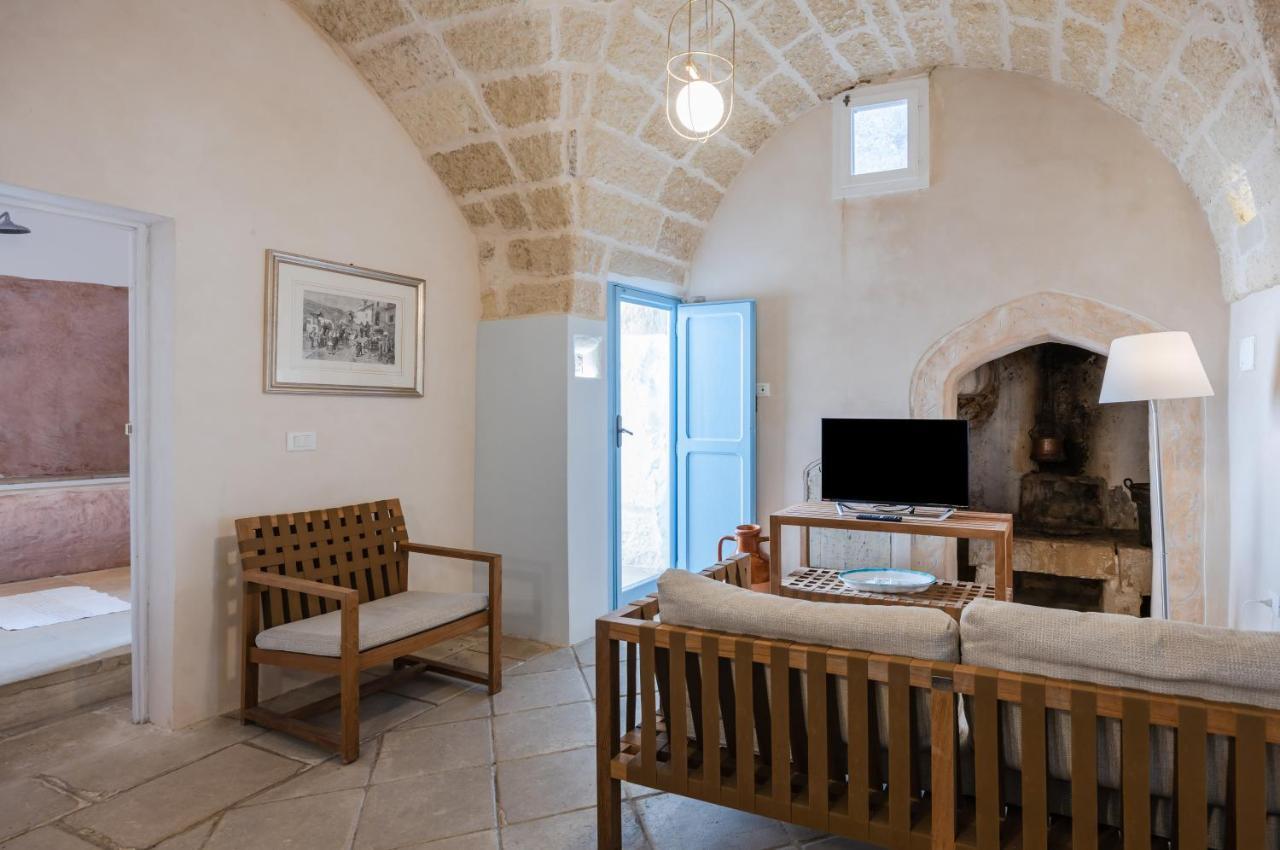 Casa Dei 5 Camini With Terrace Apartment Ortelle Bagian luar foto